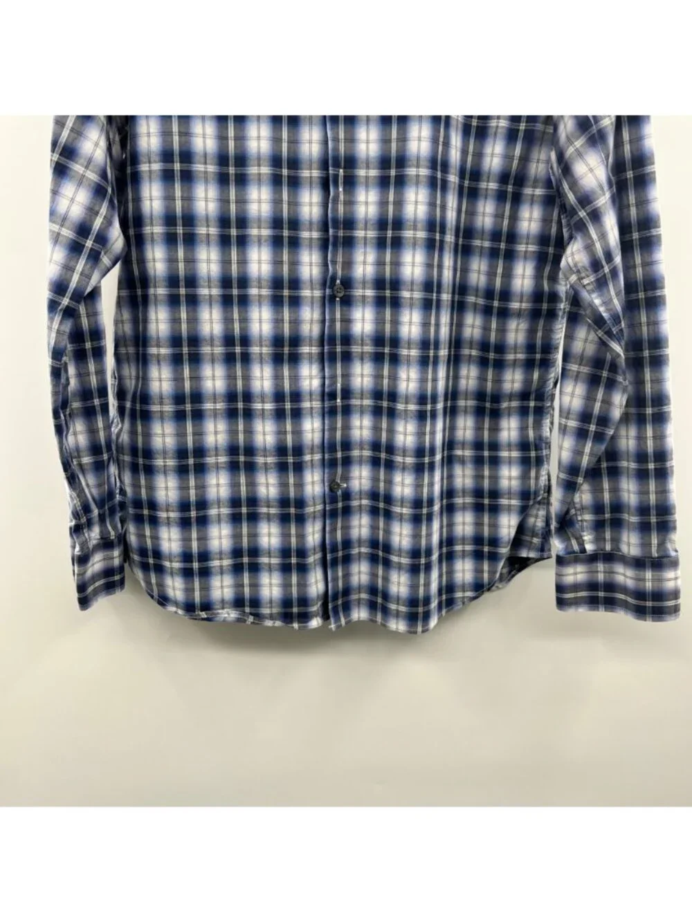 Banana Republic Men's Plaid Button Up Shirt Blue/White Size Medium